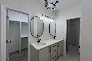 817 Center St, Richmond, TX 77469 - Photo 21