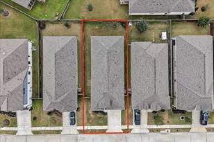 4618 Cooper Ln, Rosharon, TX 77583 - Photo 5
