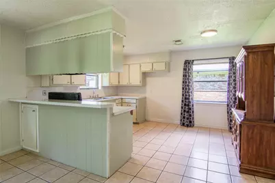 820 Midas Lane, Alvin, TX 77511 - Photo 7
