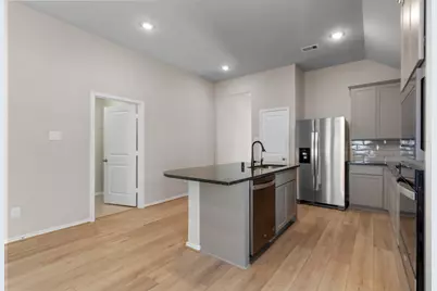 2415 Honeyberry Shrub Drive, Manvel, TX 77578 - Photo 5