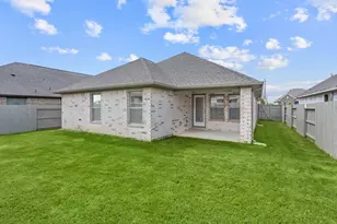 2415 Honeyberry Shrub Dr, Manvel, TX 77578 - Photo 19