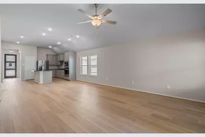 2415 Honeyberry Shrub Drive, Manvel, TX 77578 - Photo 7