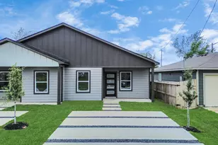 9808 Nedwald St, Houston, TX 77029 - Photo 3
