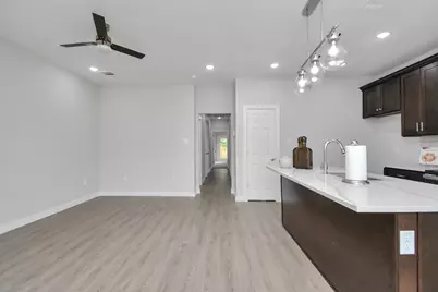 9808 Nedwald Street, Houston, TX 77029 - Photo 9