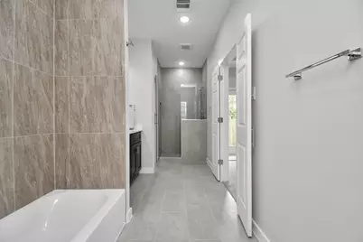 9808 Nedwald Street, Houston, TX 77029 - Photo 31