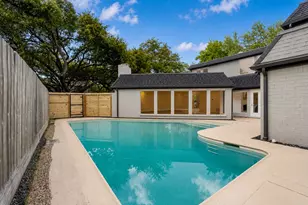 10911 Riverview Dr, Houston, TX 77042 - Photo 23