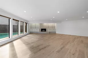 10911 Riverview Dr, Houston, TX 77042 - Photo 5