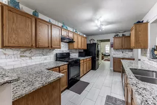 13507 Beech Ridge Ln, Houston, TX 77083 - Photo 5