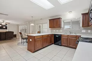 13407 Barton Meadow Ln, Rosharon, TX 77583 - Photo 13