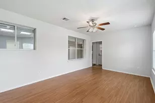 13407 Barton Meadow Ln, Rosharon, TX 77583 - Photo 17
