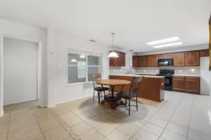 13407 Barton Meadow Ln, Rosharon, TX 77583 - Photo 9