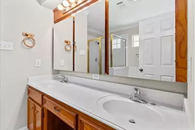 607 Sharondoah Drive, Highlands, TX 77562 - Photo 21