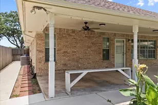 607 Sharondoah Dr, Highlands, TX 77562 - Photo 27