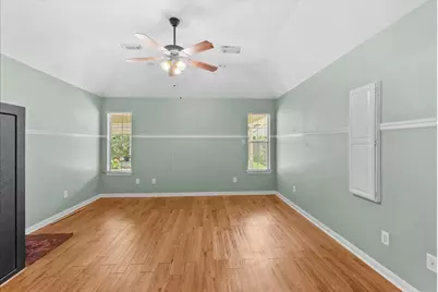 607 Sharondoah Drive, Highlands, TX 77562 - Photo 17