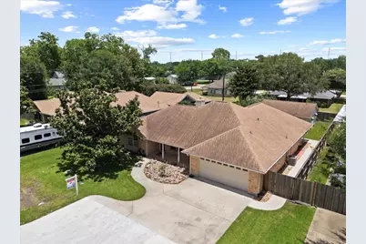 607 Sharondoah Drive, Highlands, TX 77562 - Photo 3