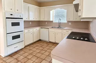 5603 Mossy Timbers Dr, Humble, TX 77346 - Photo 11