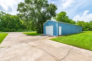 5710 County Rd 166, Alvin, TX 77511 - Photo 35