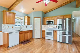 5710 County Rd 166, Alvin, TX 77511 - Photo 13