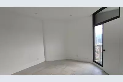 1701 Hermann Drive #20D, Houston, TX 77004 - Photo 3