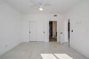 1701 Hermann Dr, Houston, TX 77004 - Photo 19