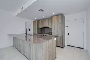 1701 Hermann Dr, Houston, TX 77004 - Photo 7