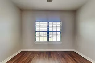 4202 Alvin St, Houston, TX 77051 - Photo 5