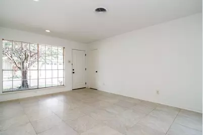 5629 Winsome Lane, Houston, TX 77057 - Photo 3