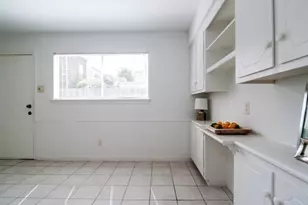 5629 Winsome Ln, Houston, TX 77057 - Photo 5