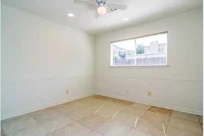 5629 Winsome Lane, Houston, TX 77057 - Photo 11