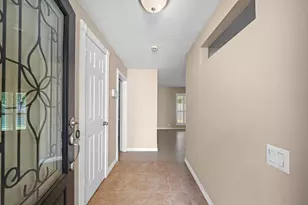 2210 Gray Falls Dr, Houston, TX 77077 - Photo 5