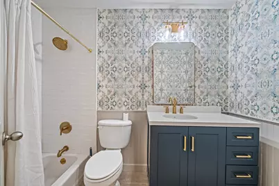 2210 Gray Falls Drive, Houston, TX 77077 - Photo 19