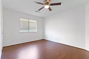 3135 Stratford Bend Dr, Sugar Land, TX 77498 - Photo 25