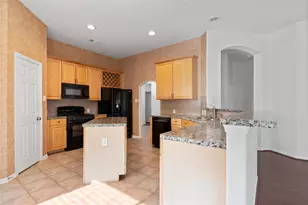 3135 Stratford Bend Dr, Sugar Land, TX 77498 - Photo 13