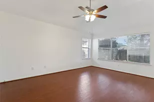 3135 Stratford Bend Dr, Sugar Land, TX 77498 - Photo 19