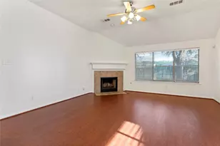 3135 Stratford Bend Dr, Sugar Land, TX 77498 - Photo 9
