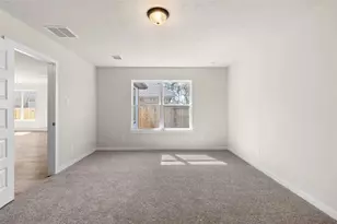 3021 Pampaneria Dr, Conroe, TX 77301 - Photo 9