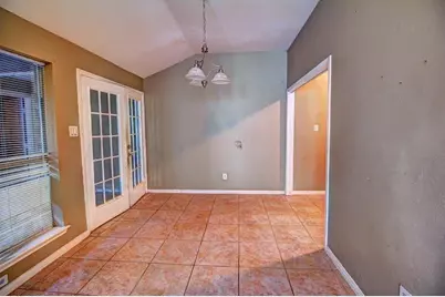 11818 Plumpoint Drive, Houston, TX 77099 - Photo 5