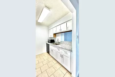 1516 Bay Area Blvd Boulevard #U2, Houston, TX 77058 - Photo 9