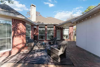 7610 Limber Bough Drive, Humble, TX 77346 - Photo 35