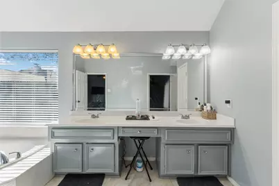 7610 Limber Bough Drive, Humble, TX 77346 - Photo 31