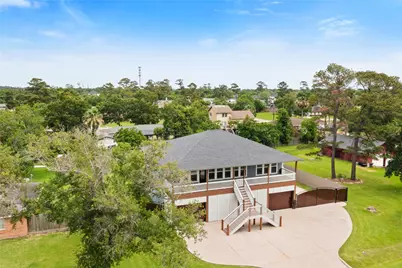 610 S Shady Lane, La Porte, TX 77571 - Photo 5