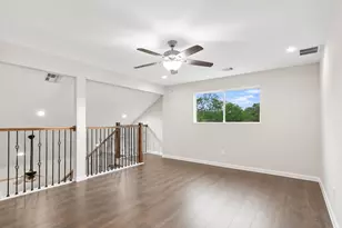 9915 Baronshire Round, Houston, TX 77070 - Photo 31