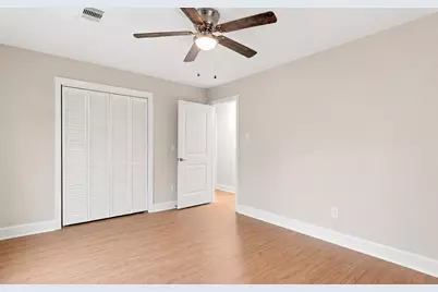 9915 Baronshire Round, Houston, TX 77070 - Photo 21