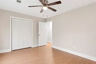 9915 Baronshire Round, Houston, TX 77070 - Photo 21