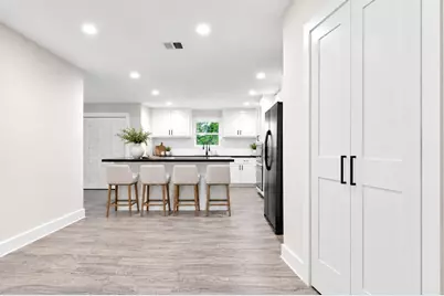 9915 Baronshire Round, Houston, TX 77070 - Photo 7