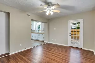 414 N Ave C St, Humble, TX 77338 - Photo 29