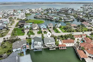 1435 Tiki Dr, Tiki Island, TX 77554 - Photo 13