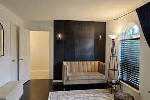 1806 Saxony Ln, Nassau Bay, TX 77058 - Photo 3