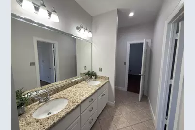 1108 W 22nd Street, Houston, TX 77008 - Photo 9
