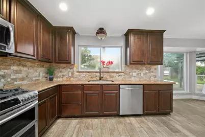 1801 Palo Duro Street, Friendswood, TX 77546 - Photo 7